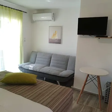 Appartamento Sunrray Néa Péramos