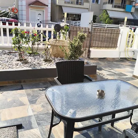 Apartamento Sunrray Néa Péramos